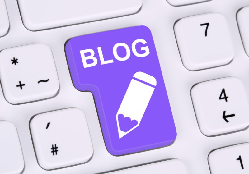 Alessia Tuzio | Copywriter & Social Media Manager| Freelance Digital Marketing